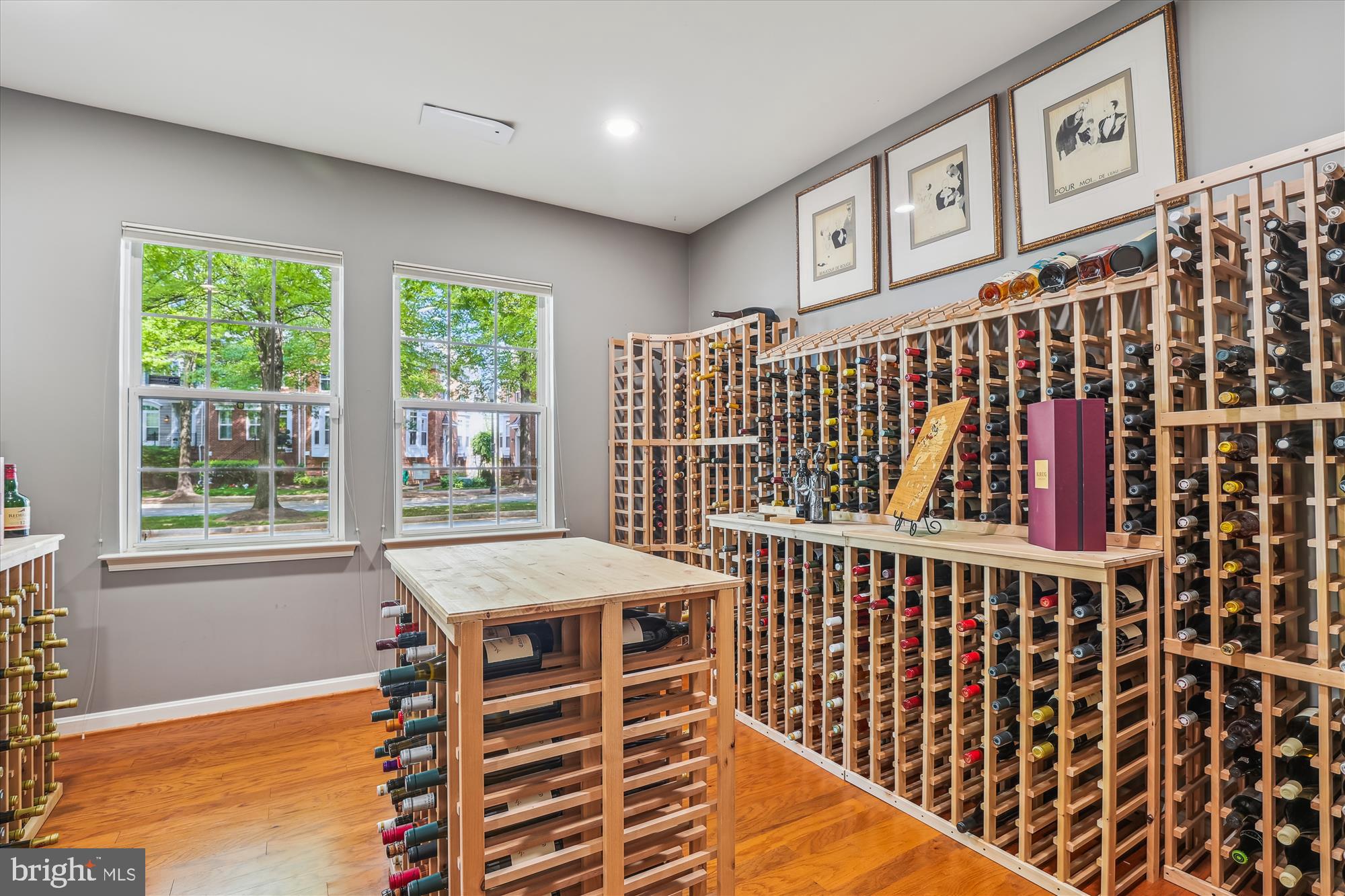 CAMERON STATION - Residential