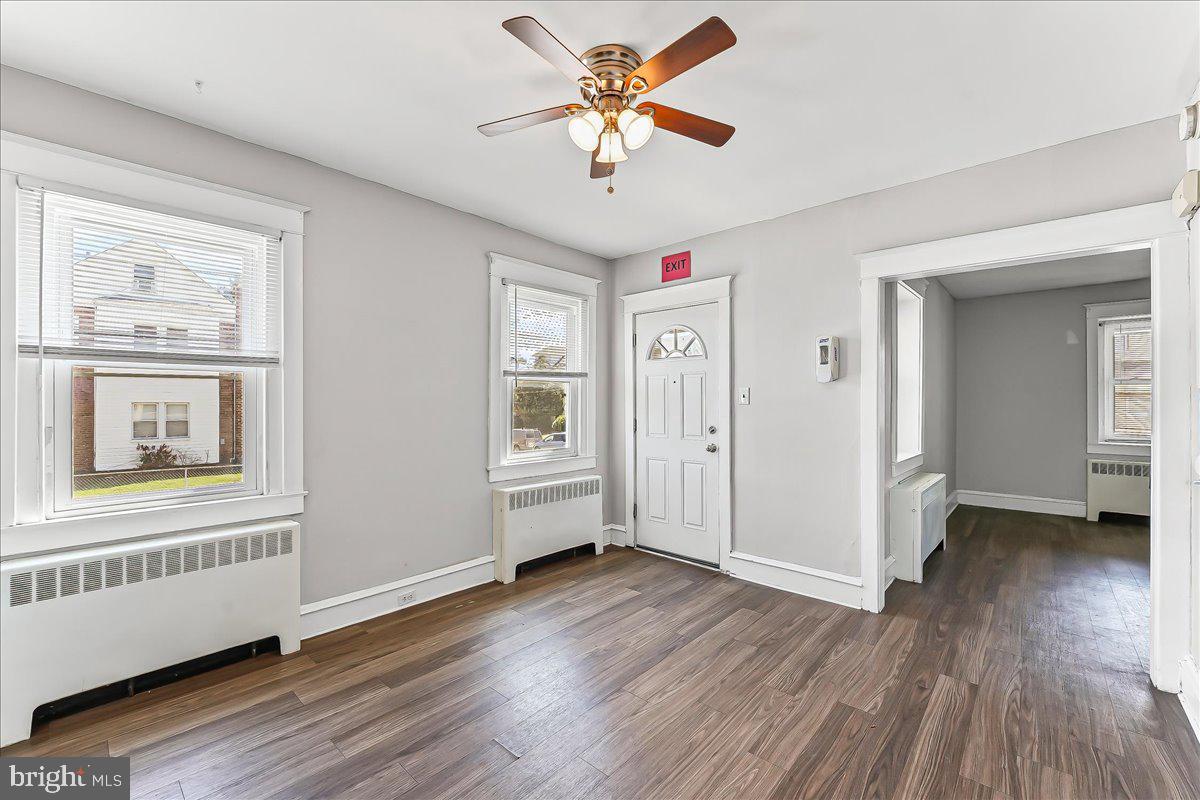 LAWNDALE - Residential