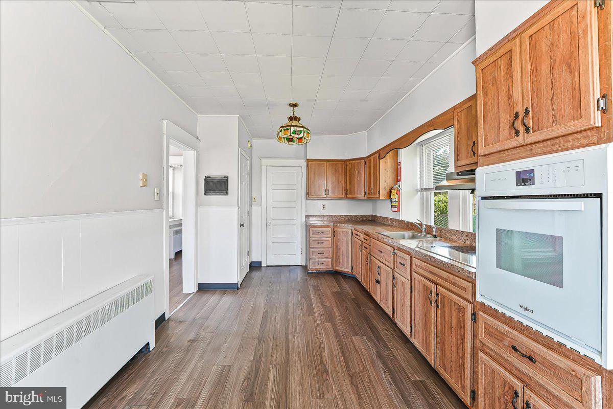 LAWNDALE - Residential