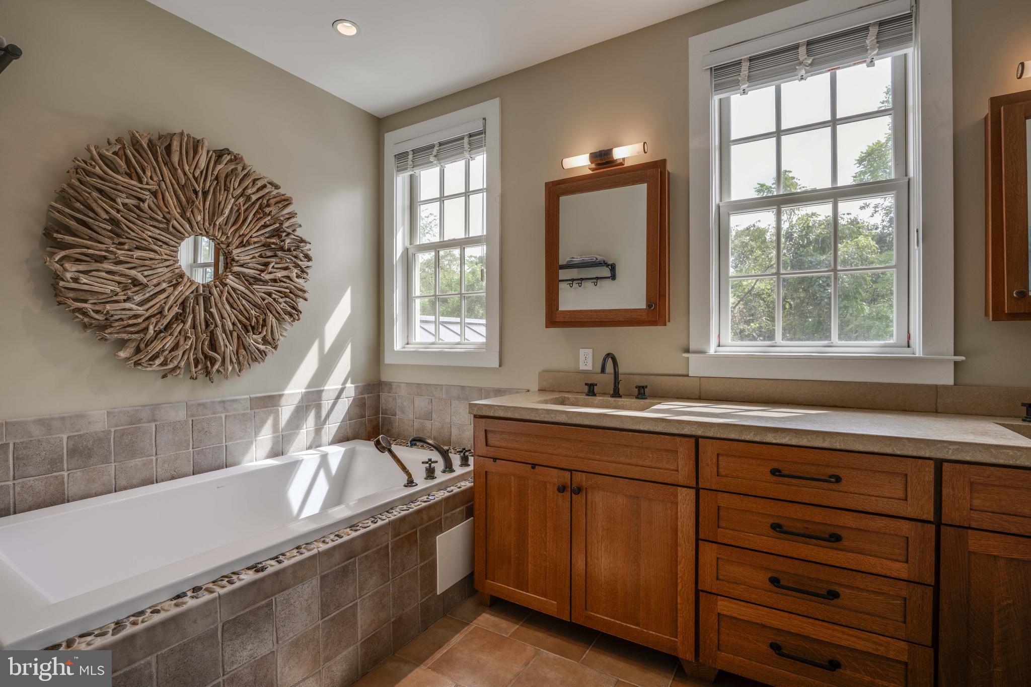 COACHMANS FIELD - Residential