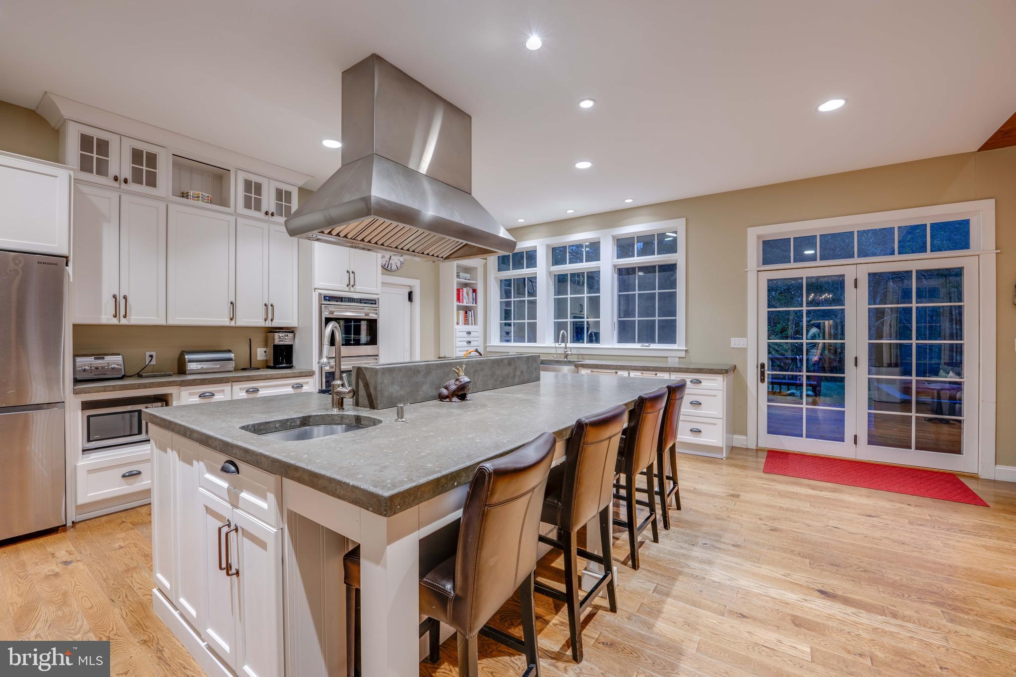 COACHMANS FIELD - Residential