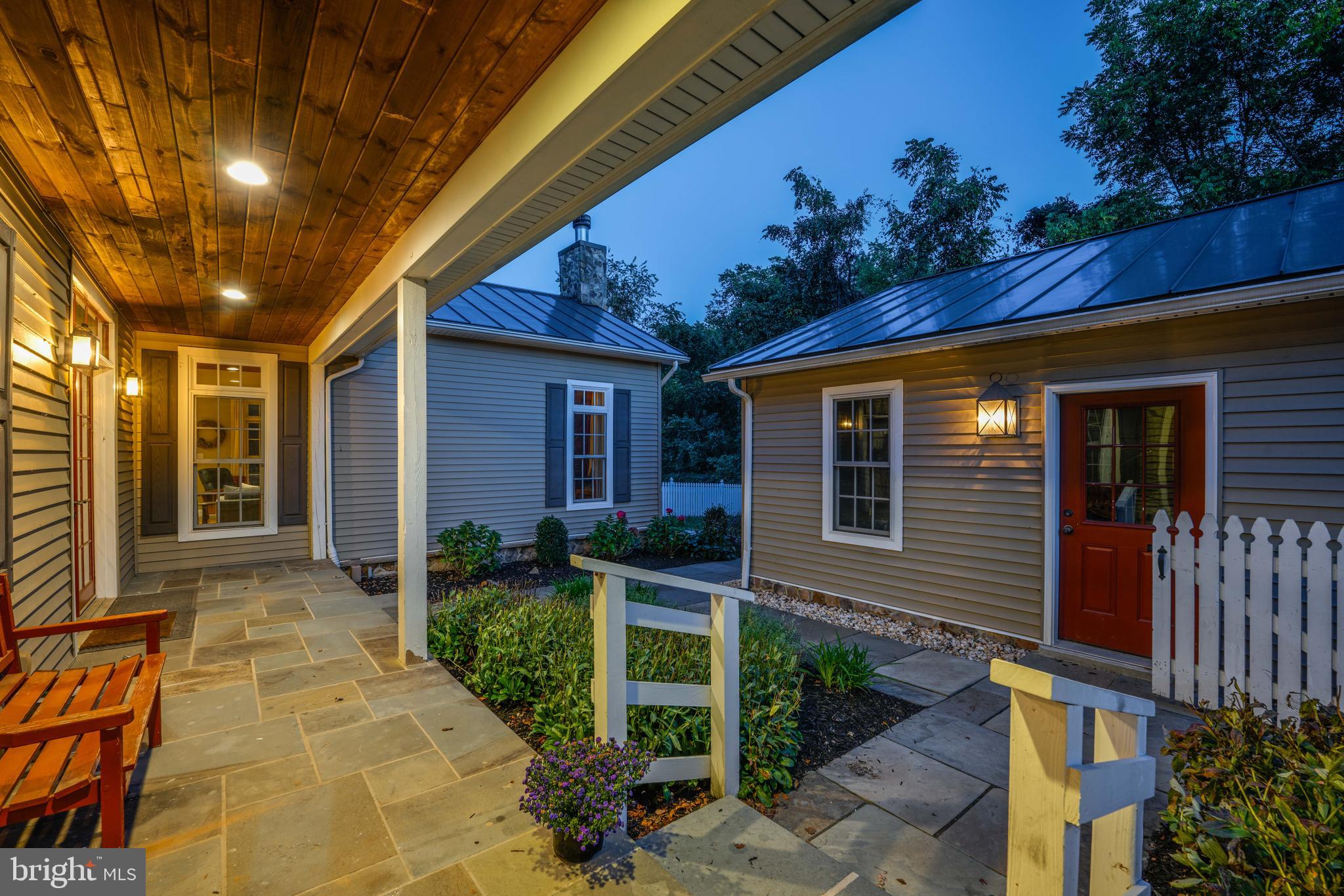 COACHMANS FIELD - Residential