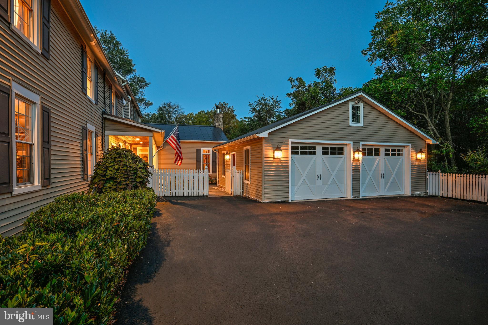 COACHMANS FIELD - Residential