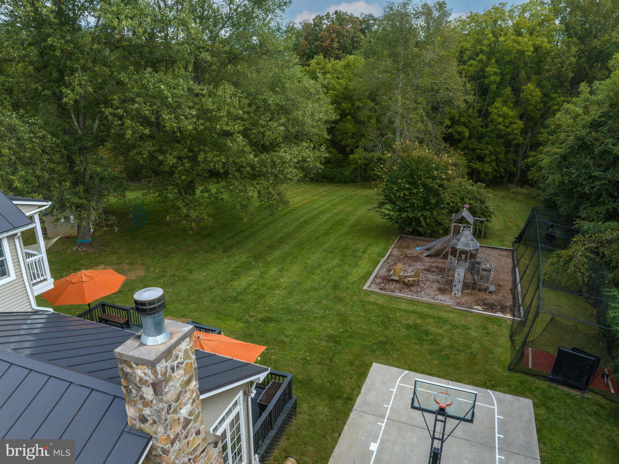 COACHMANS FIELD - Residential