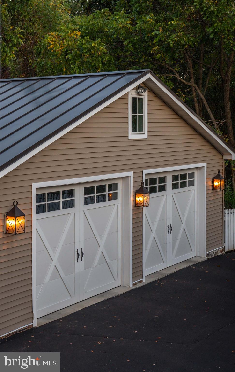 COACHMANS FIELD - Residential