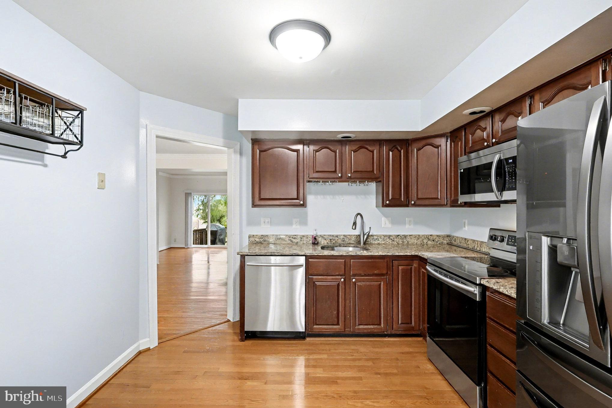 SULLY STATION - Residential