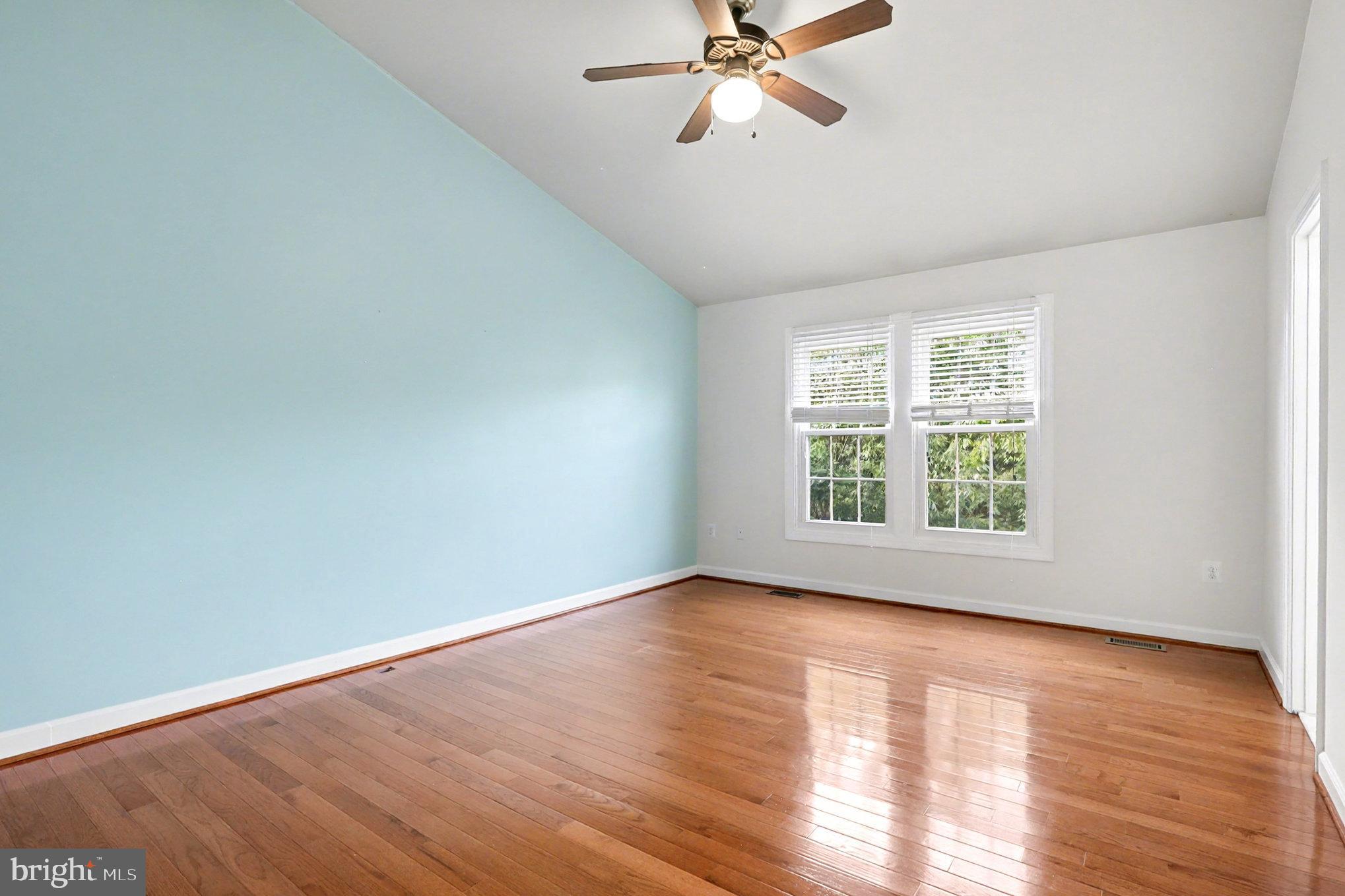 SULLY STATION - Residential