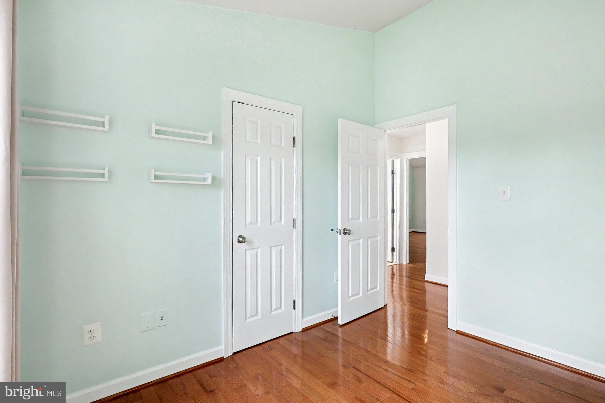 SULLY STATION - Residential