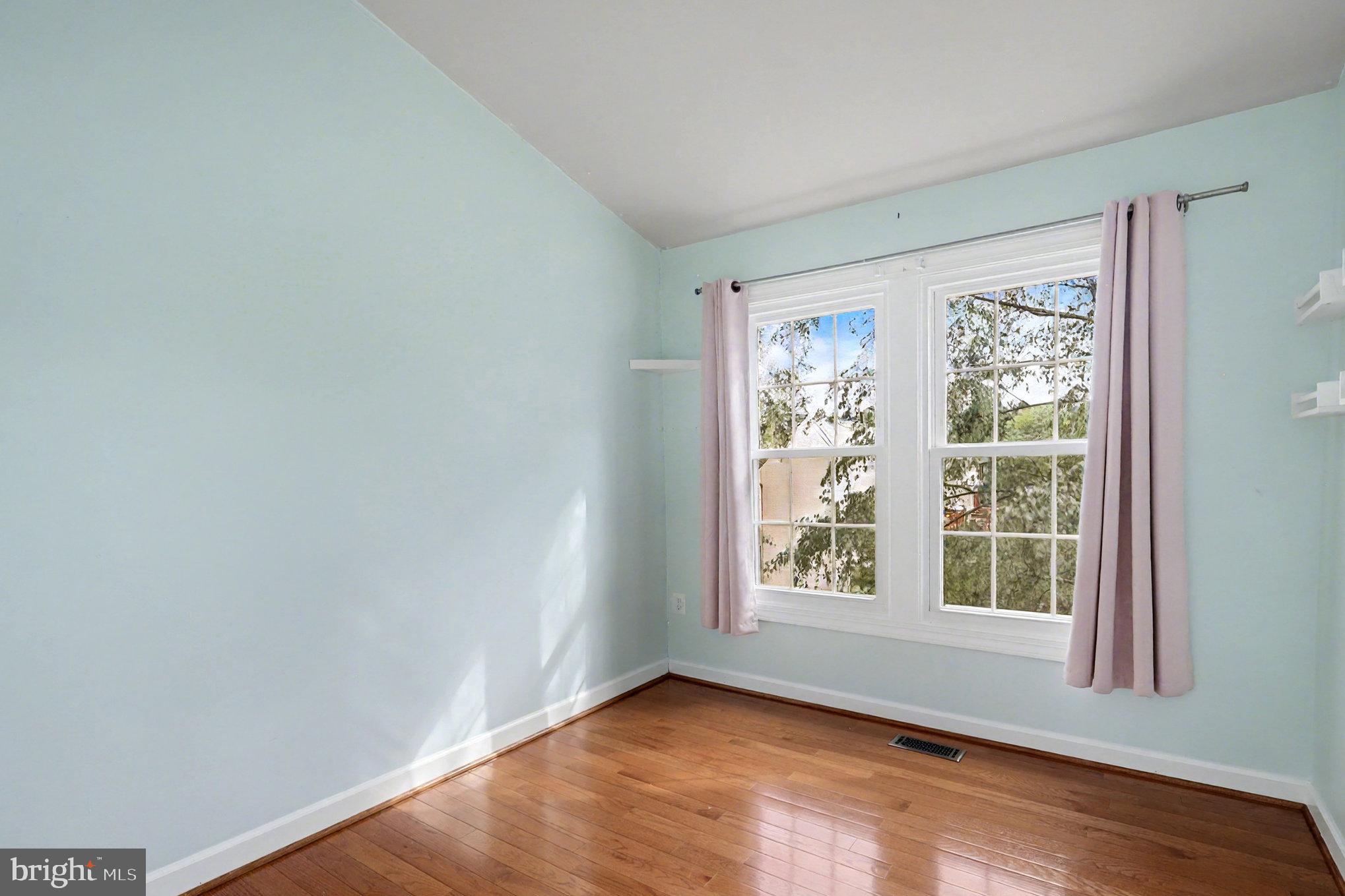 SULLY STATION - Residential