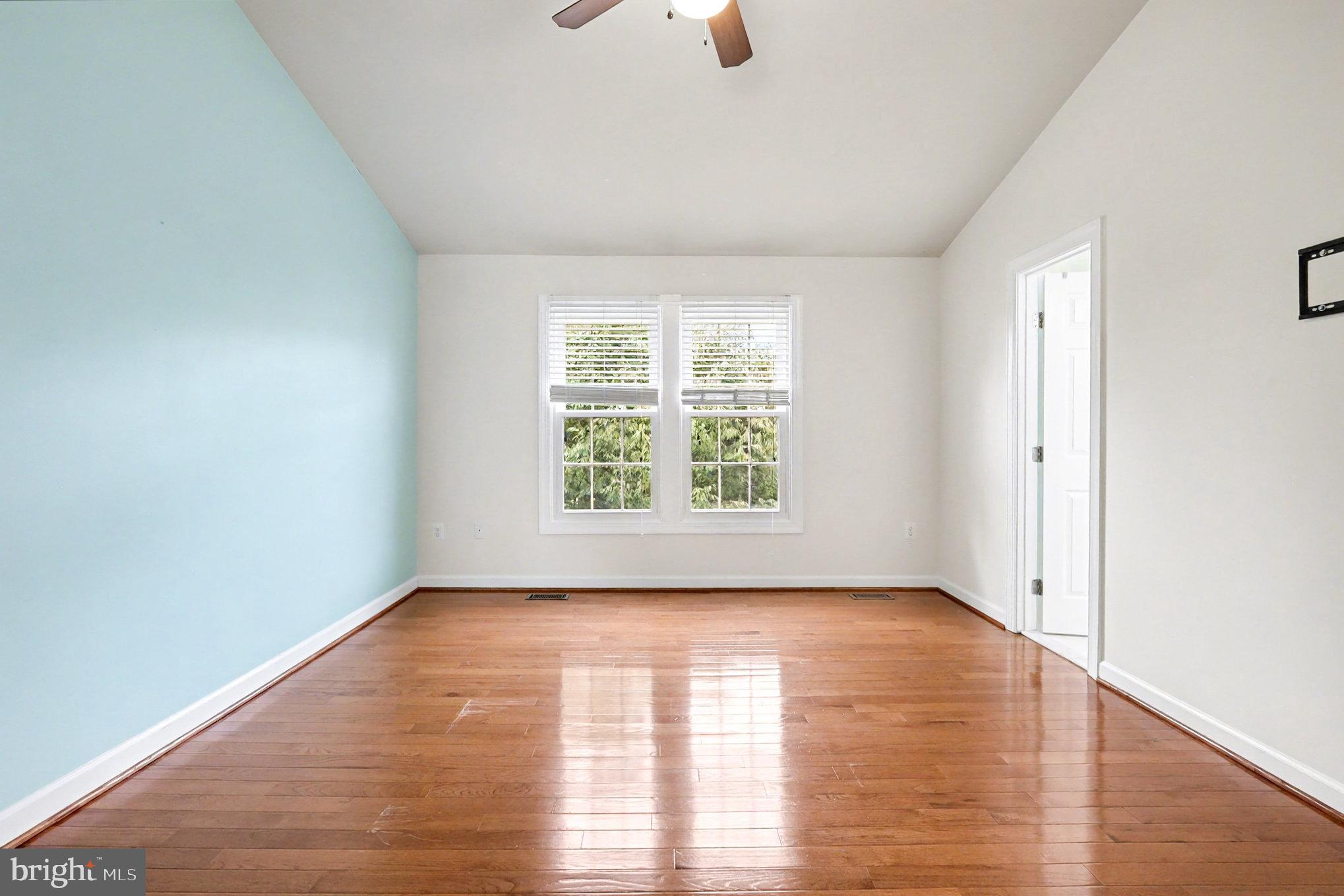 SULLY STATION - Residential