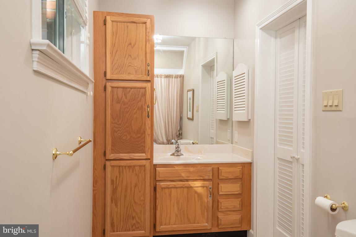 EAST PETERSBURG - Residential