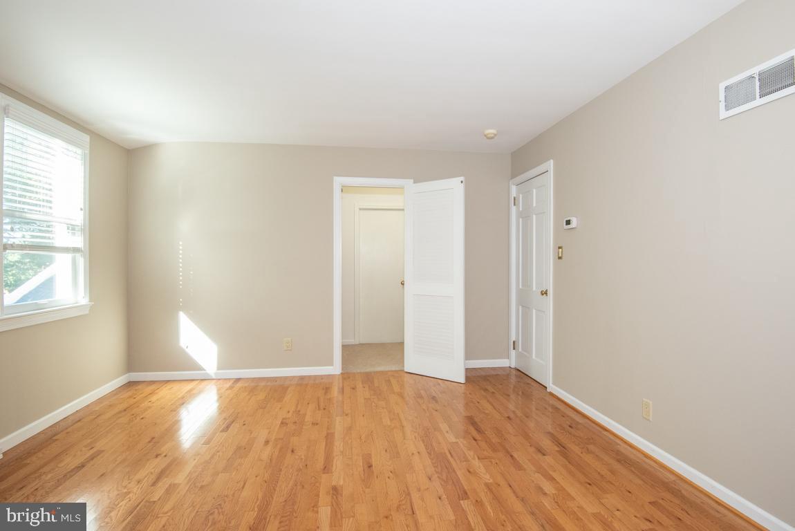 EAST PETERSBURG - Residential