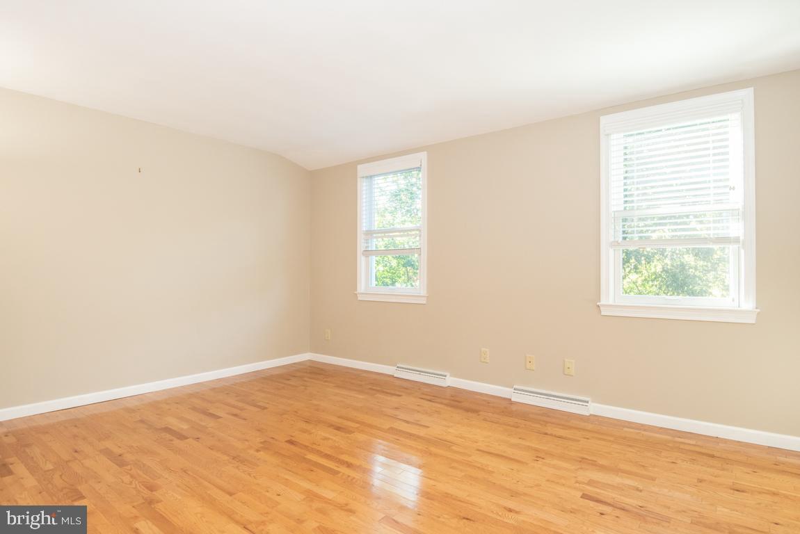 EAST PETERSBURG - Residential