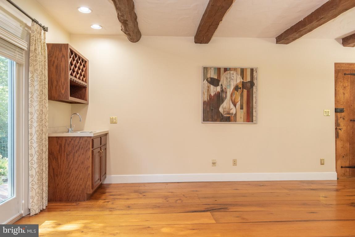 EAST PETERSBURG - Residential