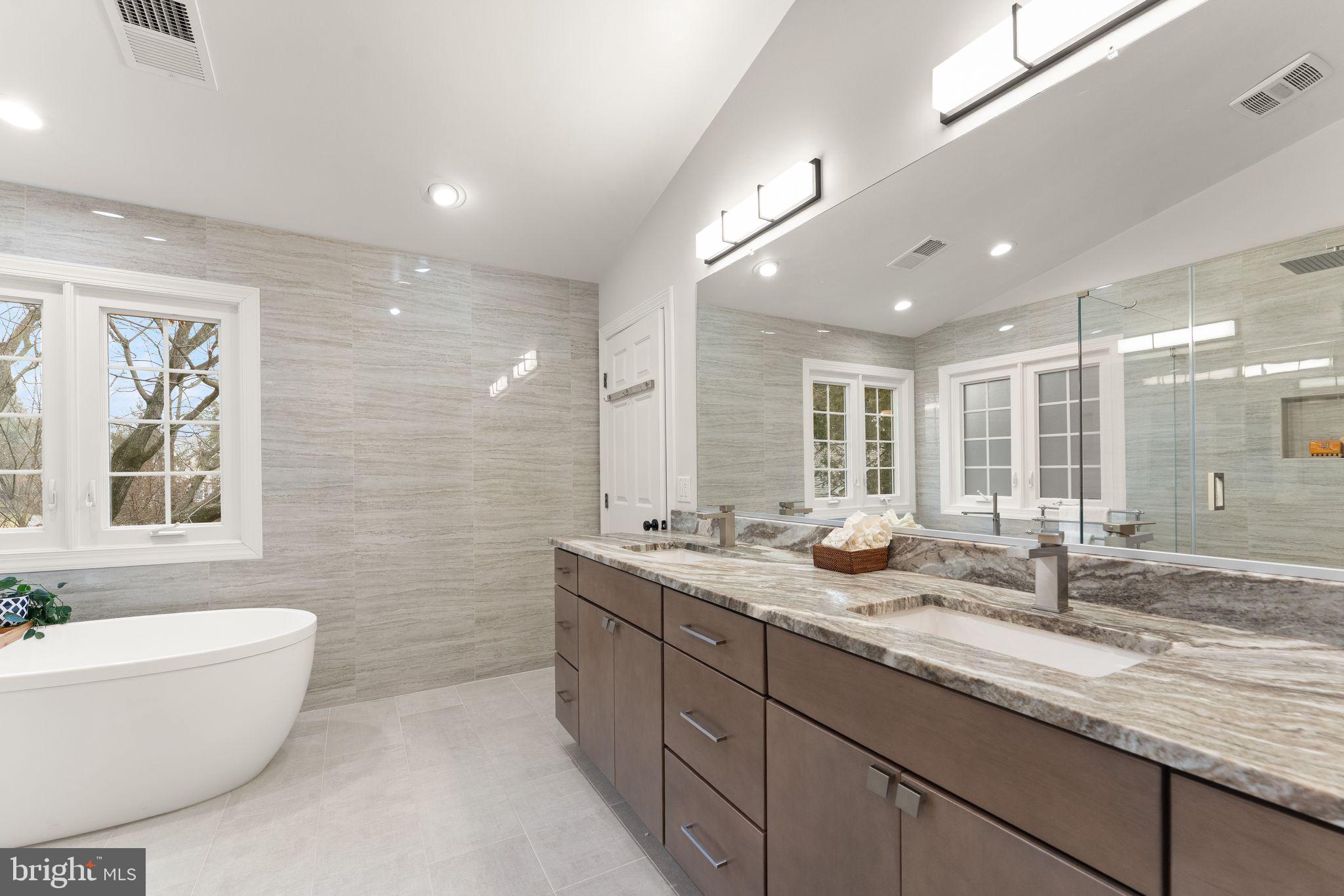 ASHBURN FARM - Residential