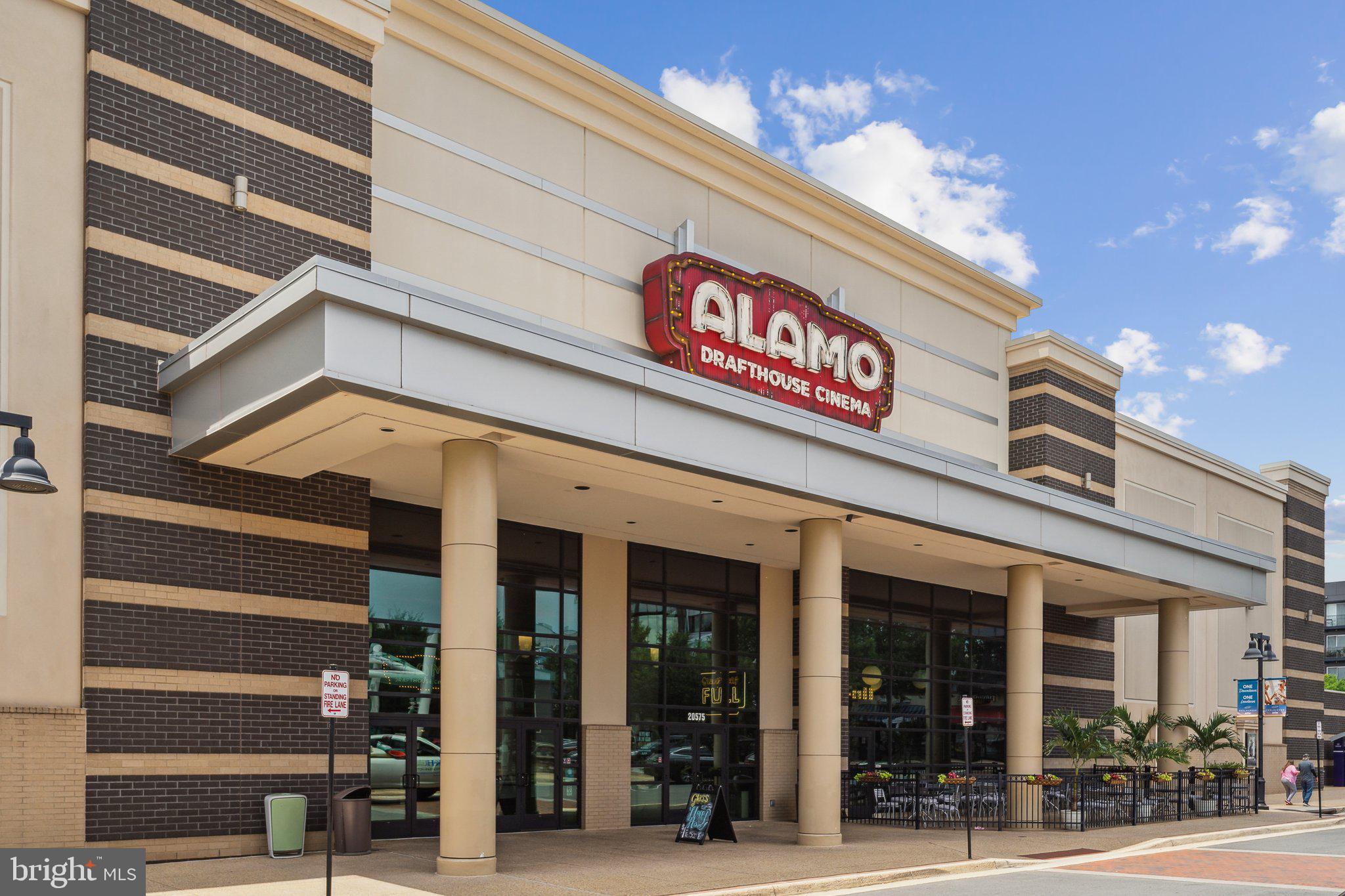 ASHBURN FARM - Residential