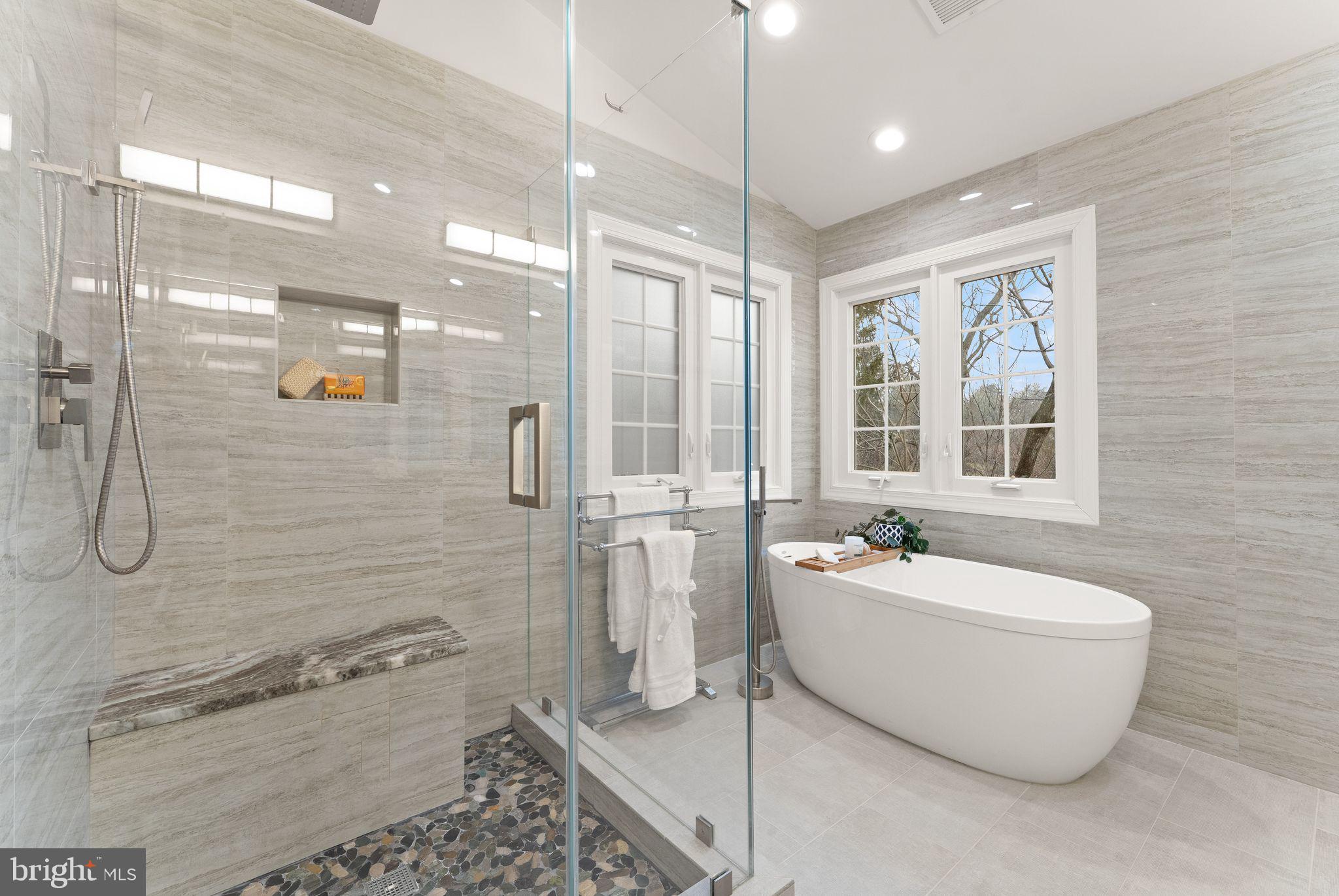 ASHBURN FARM - Residential