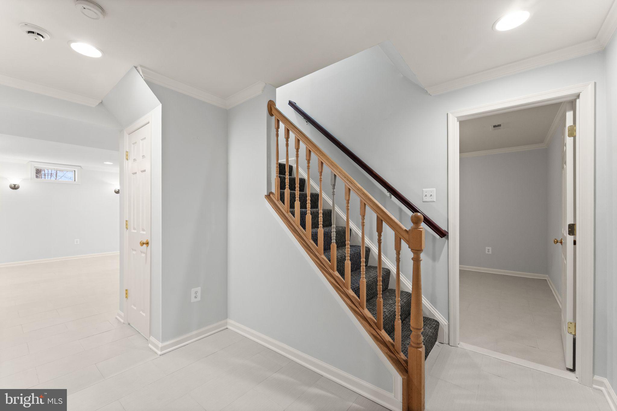 ASHBURN FARM - Residential