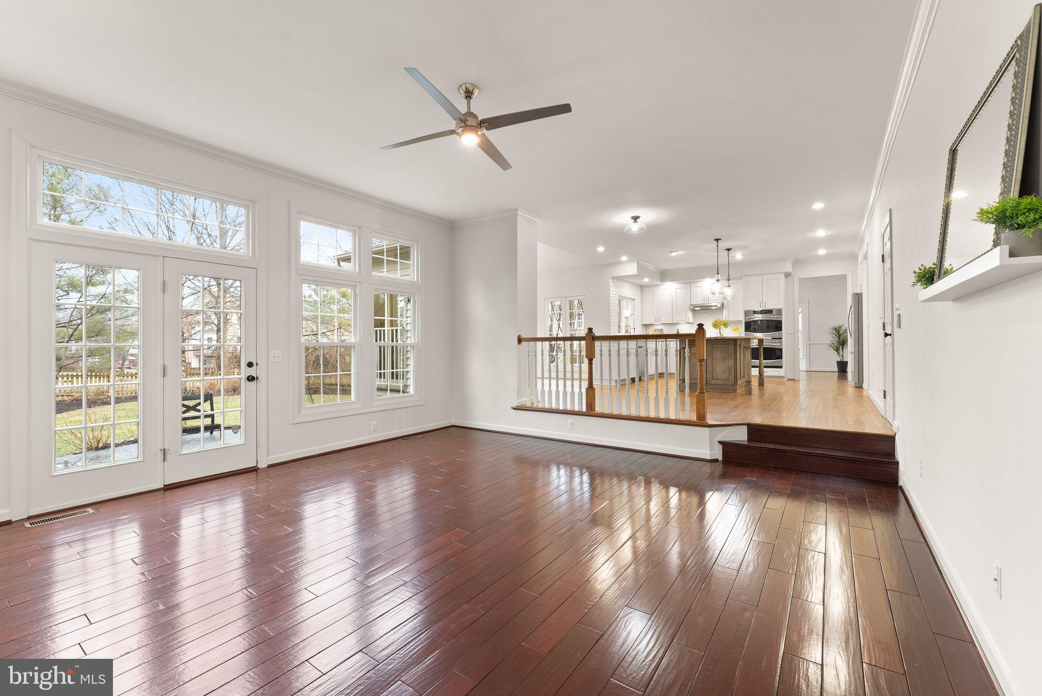 ASHBURN FARM - Residential