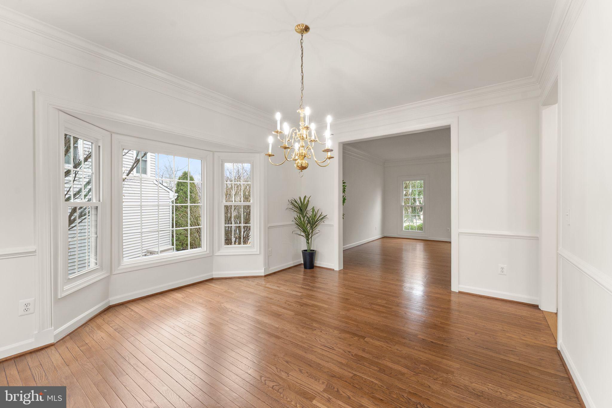 ASHBURN FARM - Residential