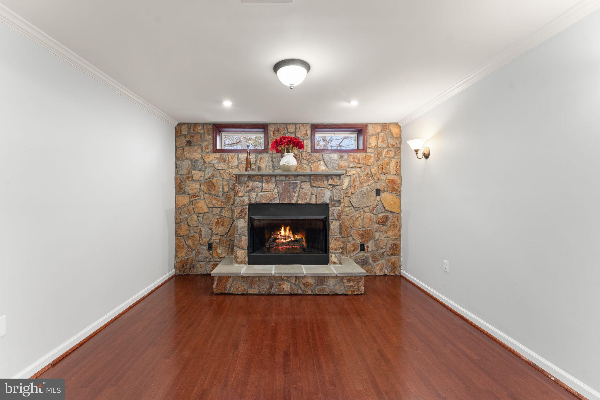 ASHBURN FARM - Residential