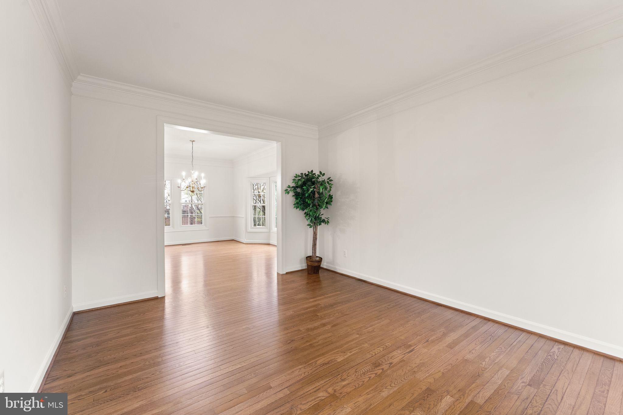 ASHBURN FARM - Residential