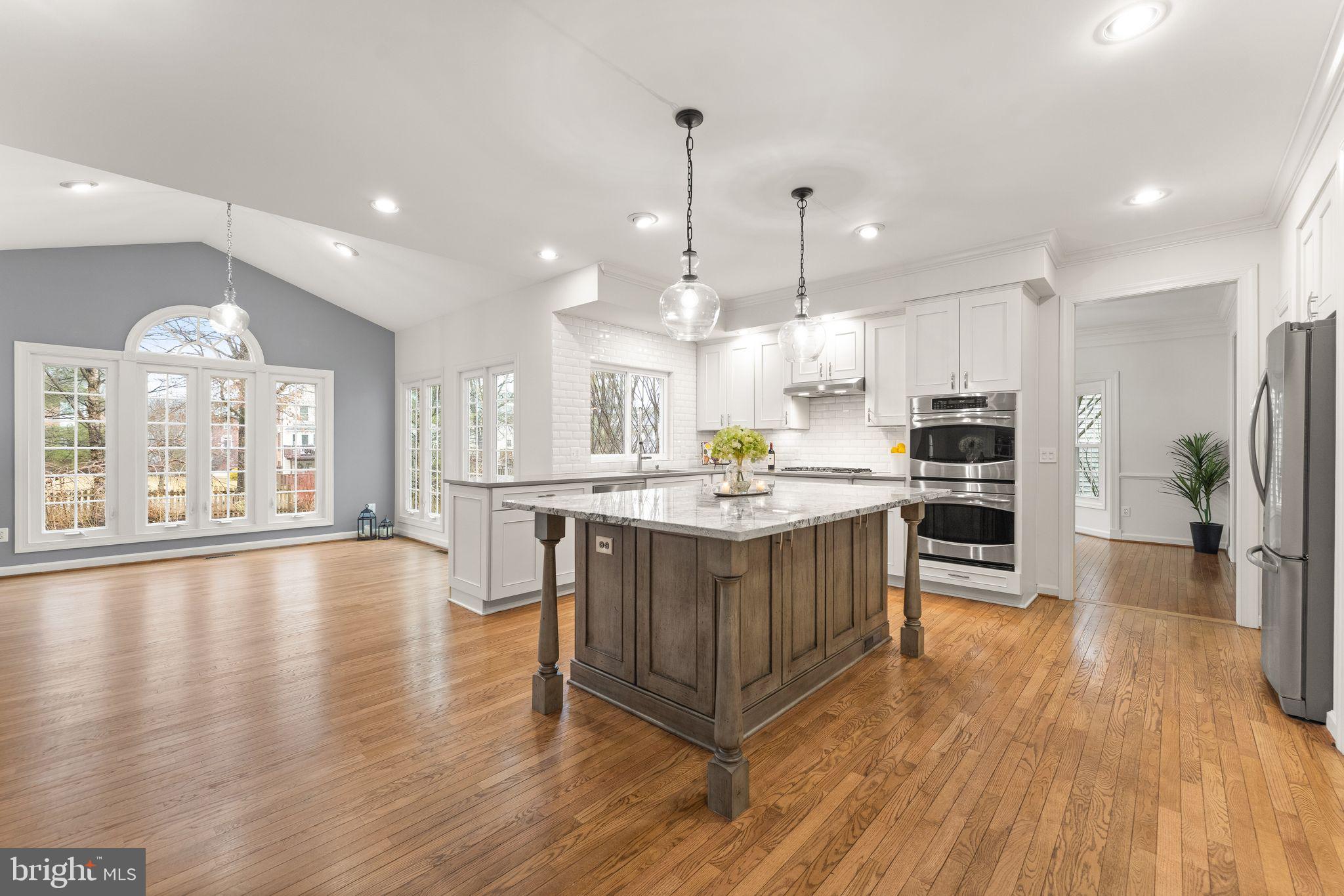 ASHBURN FARM - Residential