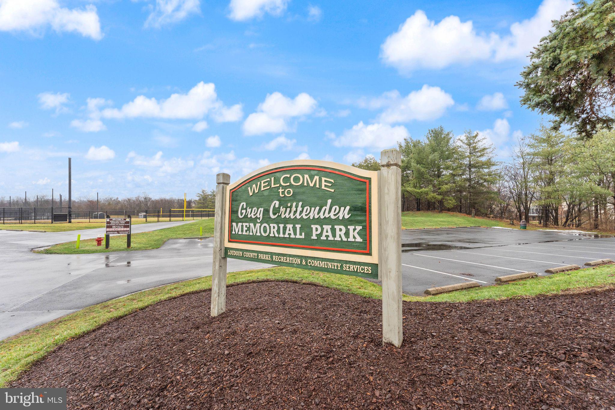 ASHBURN FARM - Residential