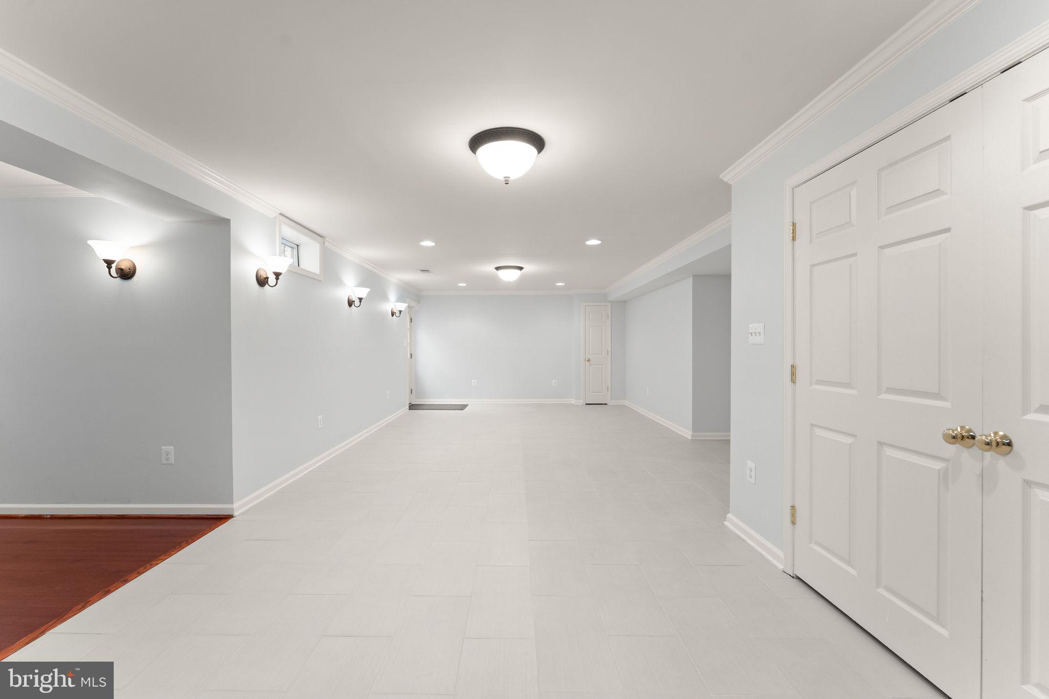 ASHBURN FARM - Residential