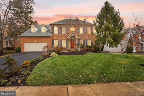 Photo of 43334 Butterfield Court, ASHBURN, VA 20147 (MLS # VALO2117582)