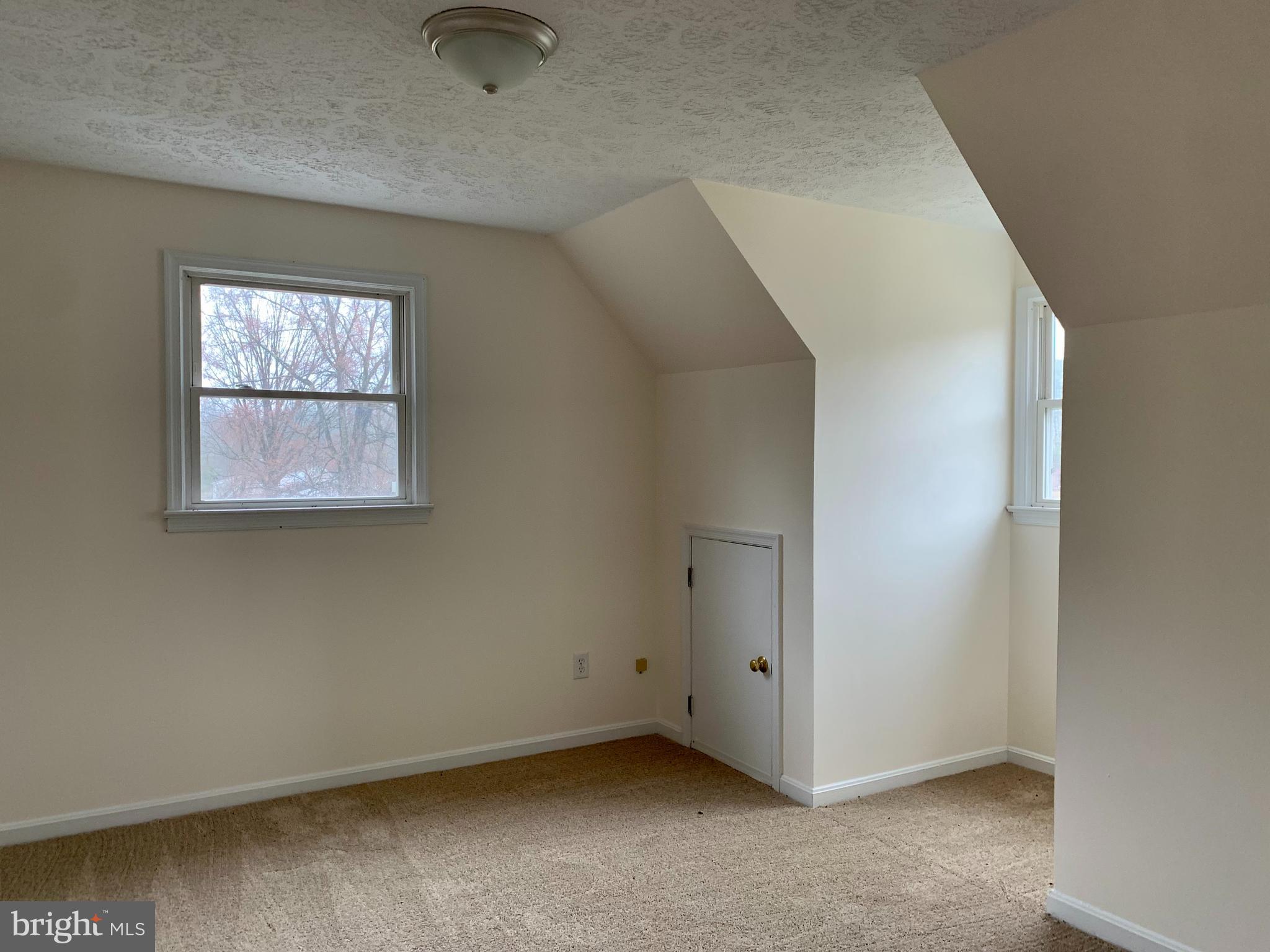 SCOTTS MT NORMAN ACRES - Residential