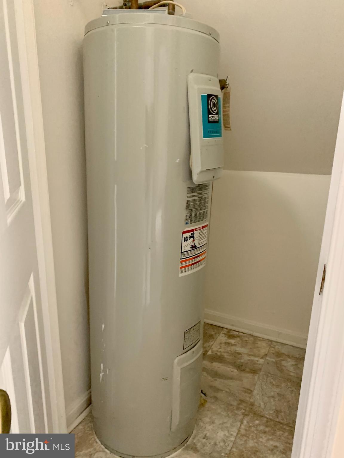 SCOTTS MT NORMAN ACRES - Residential