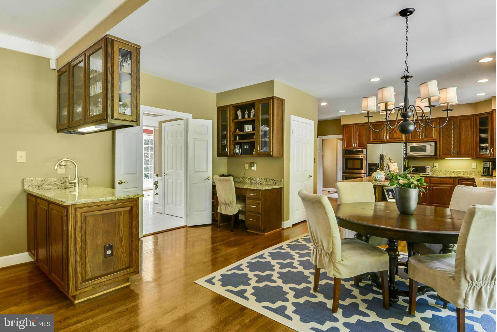 LAKE POTOMAC - Residential