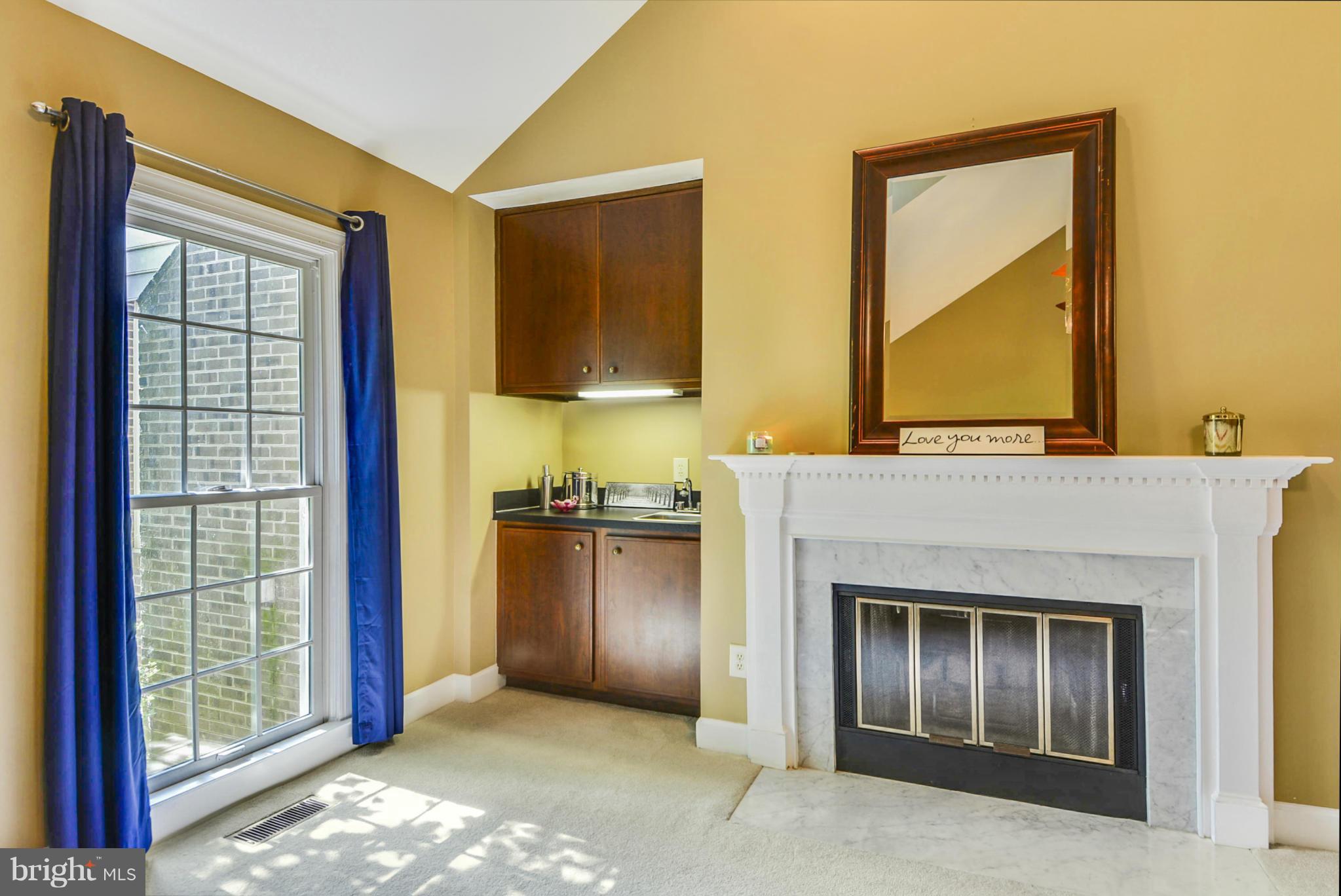 LAKE POTOMAC - Residential