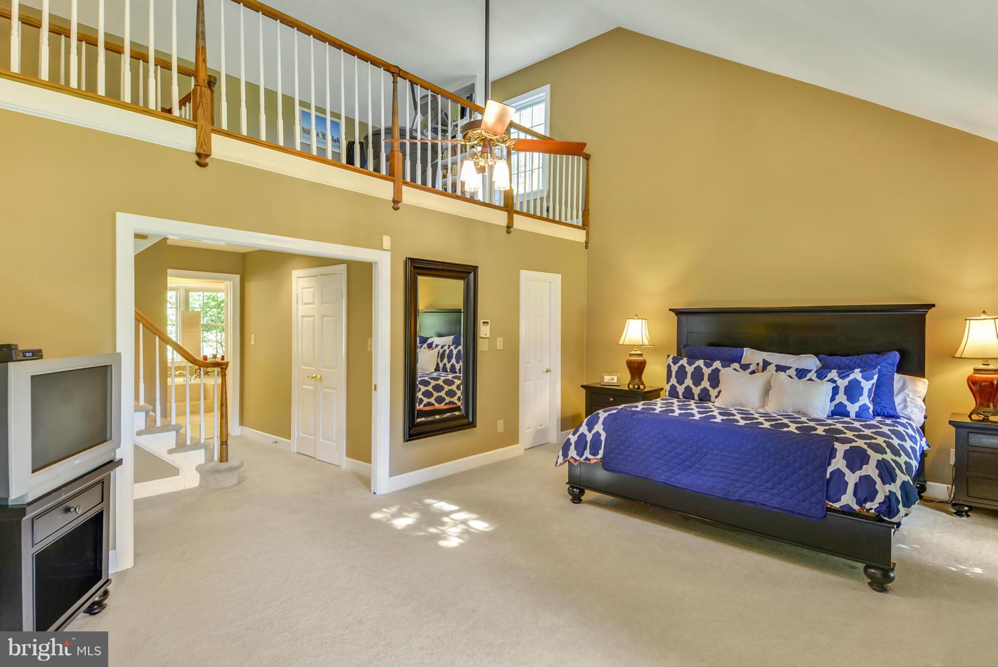 LAKE POTOMAC - Residential