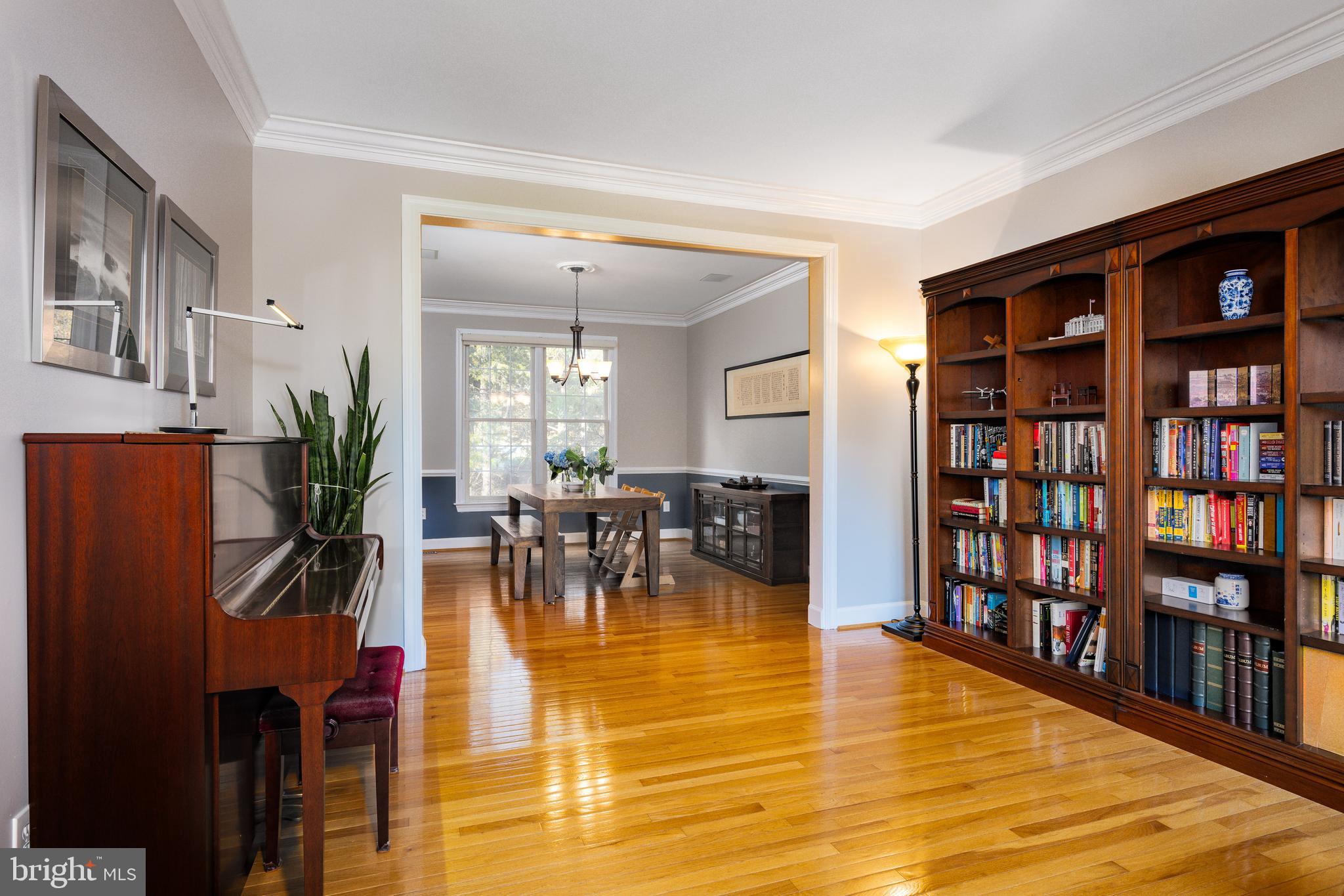 WILLOWS OF POTOMAC - Residential