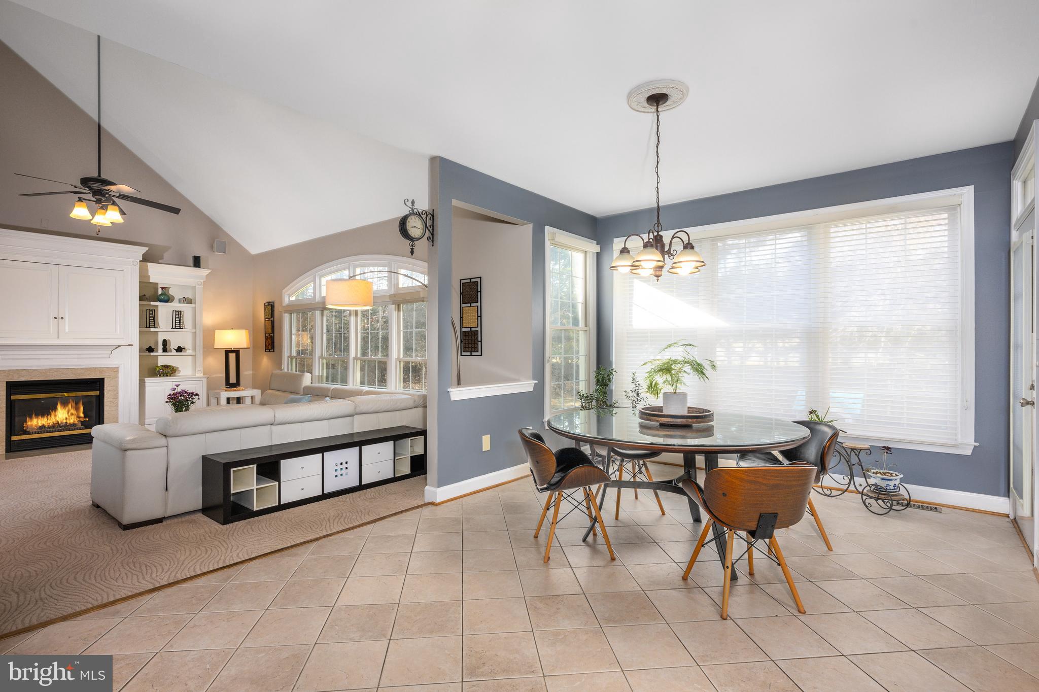 WILLOWS OF POTOMAC - Residential