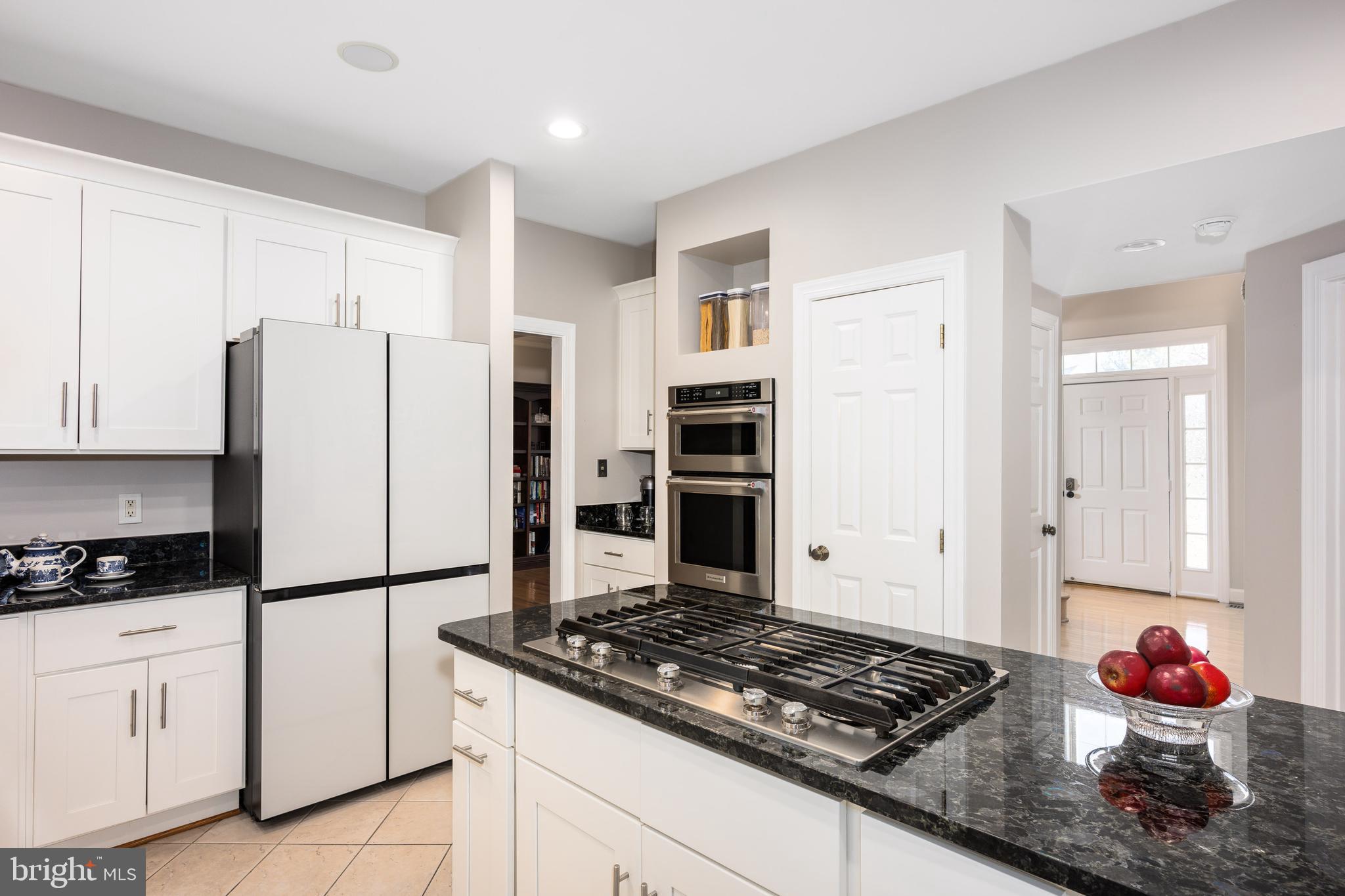 WILLOWS OF POTOMAC - Residential