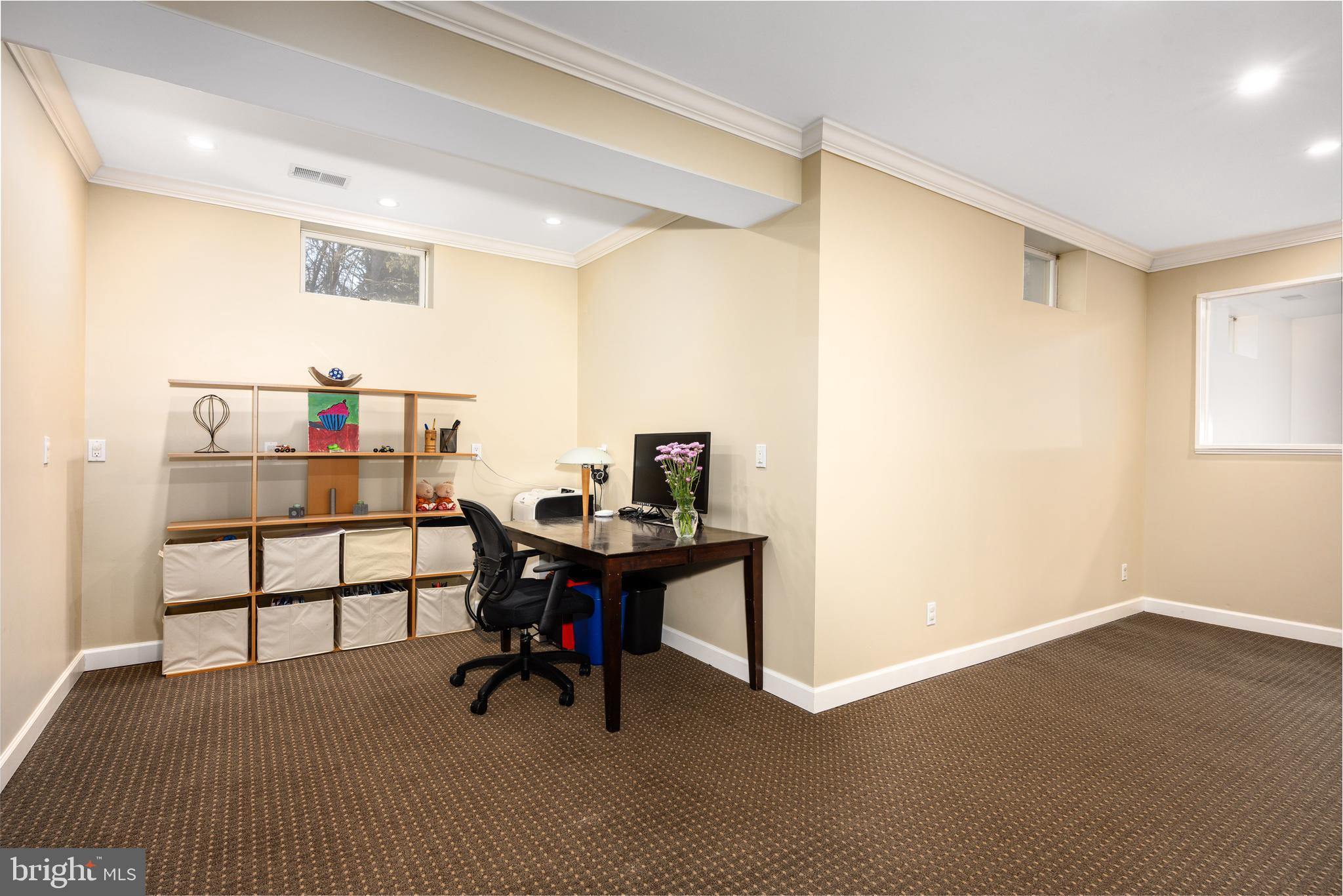 WILLOWS OF POTOMAC - Residential