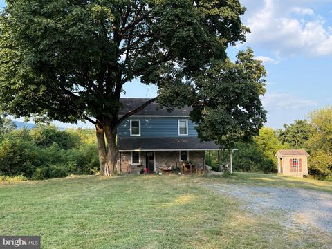 36 KING DRIVE CARLISLE PA 17015