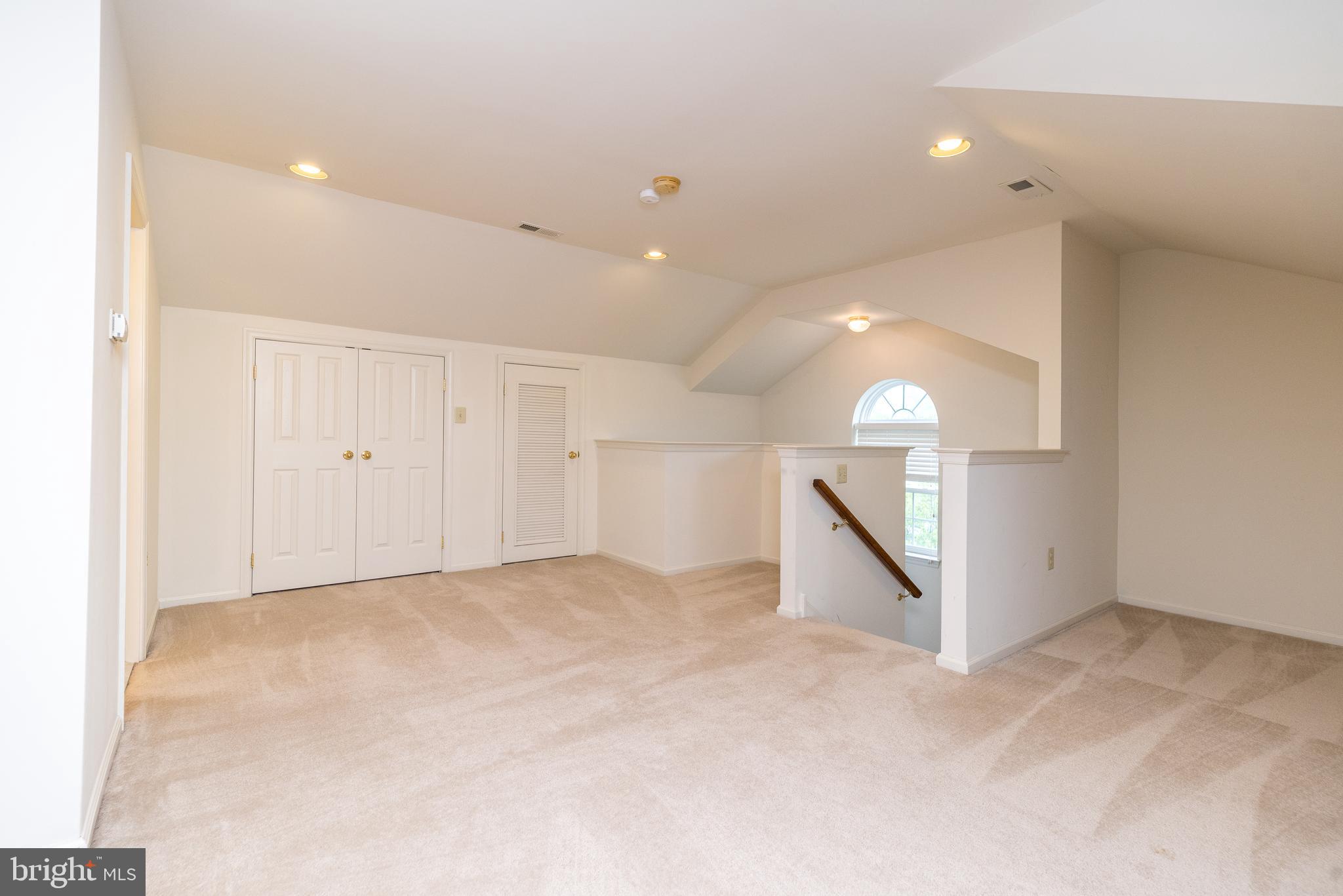 THE ARBORS - Residential