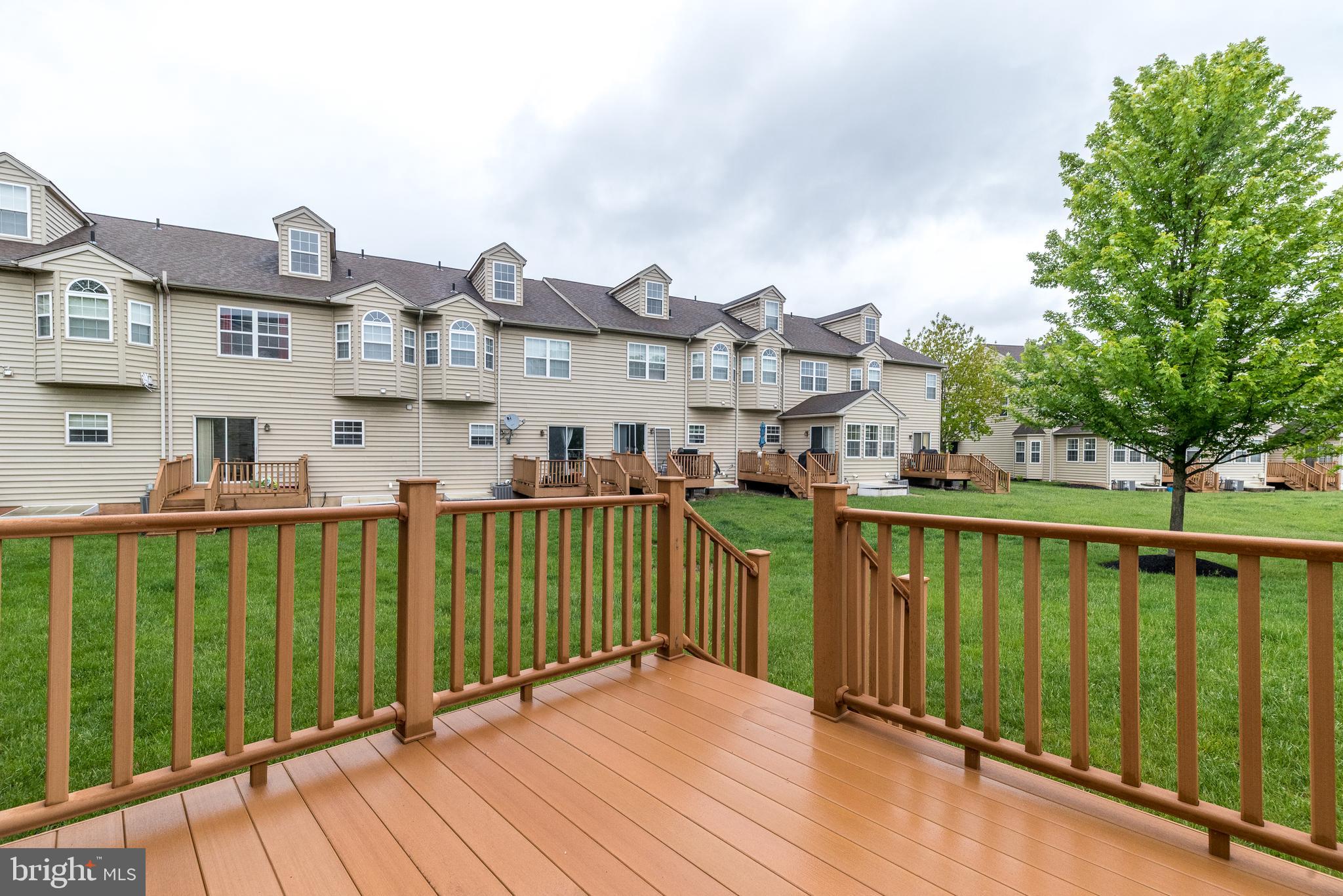 THE ARBORS - Residential