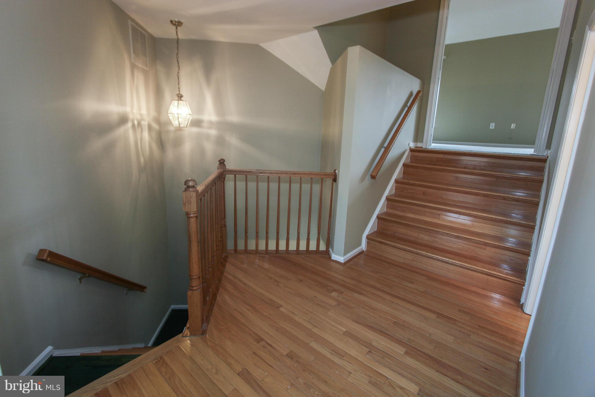 LIFESTYLE AT SULLY STATION - Residential