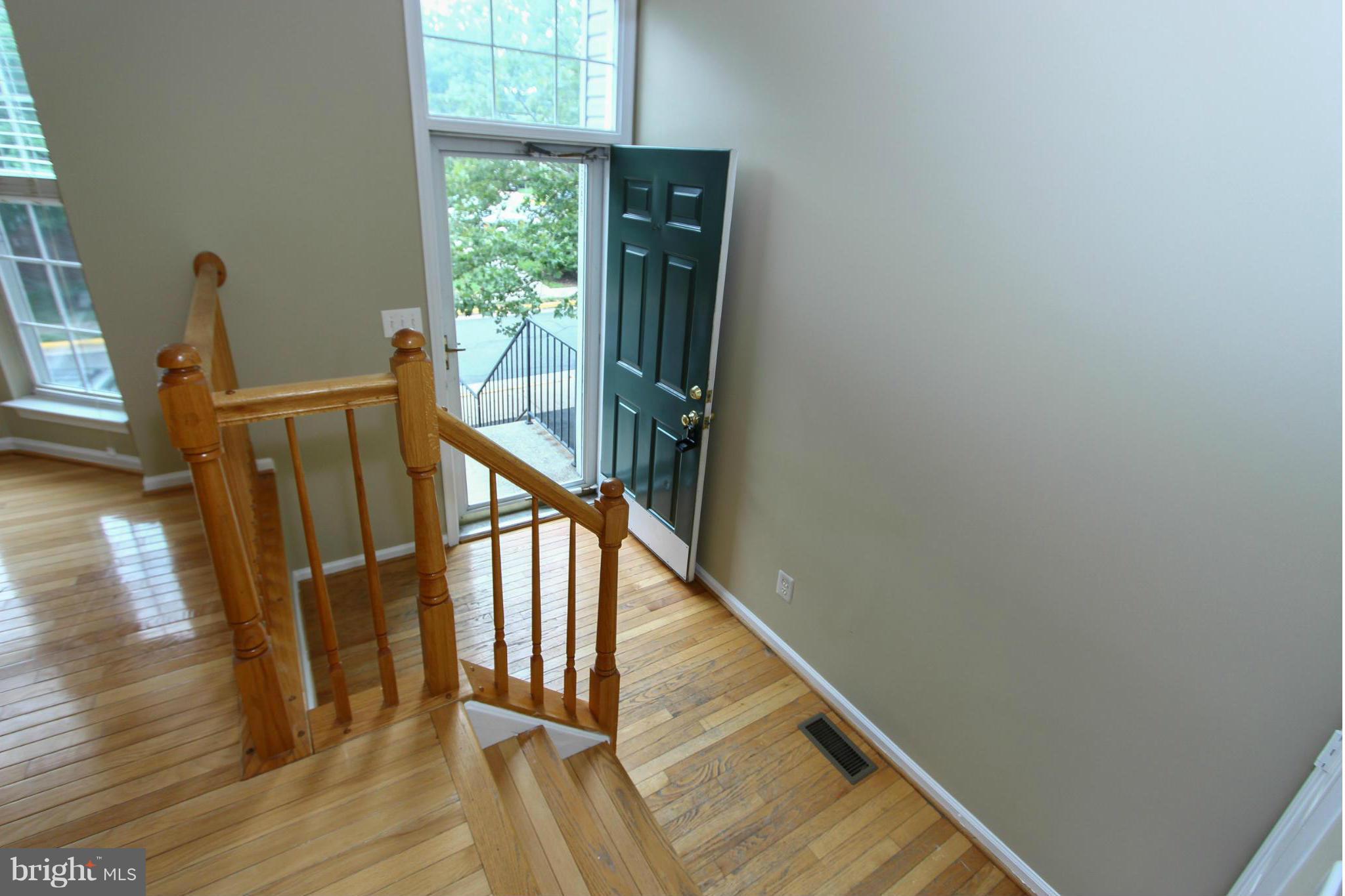 LIFESTYLE AT SULLY STATION - Residential