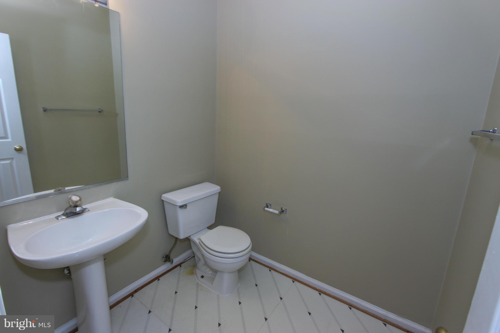 LIFESTYLE AT SULLY STATION - Residential