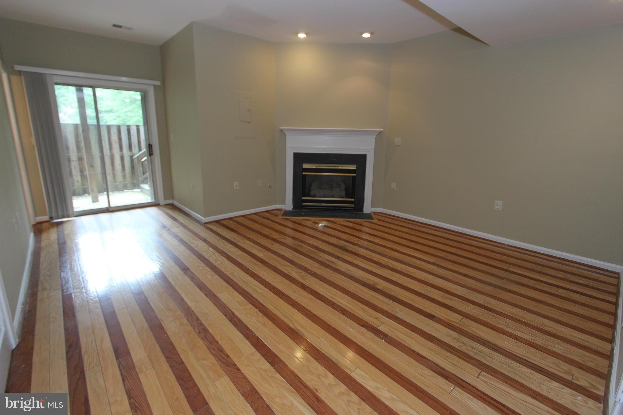 LIFESTYLE AT SULLY STATION - Residential