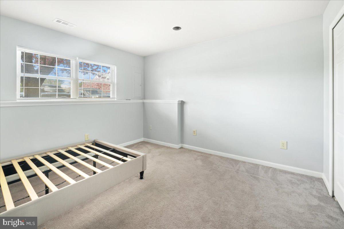 MOUNTAIN VILLAGE - Residential