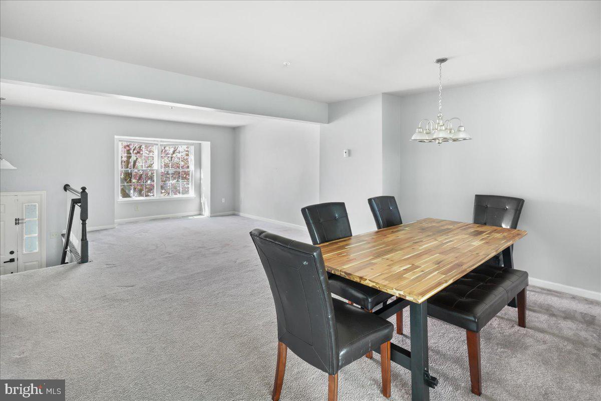 MOUNTAIN VILLAGE - Residential