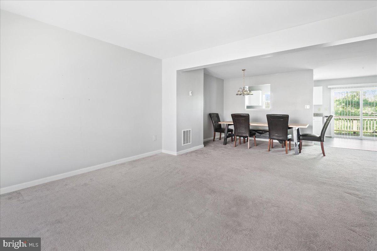 MOUNTAIN VILLAGE - Residential