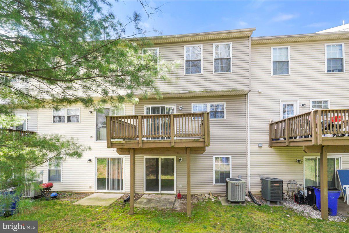 MOUNTAIN VILLAGE - Residential